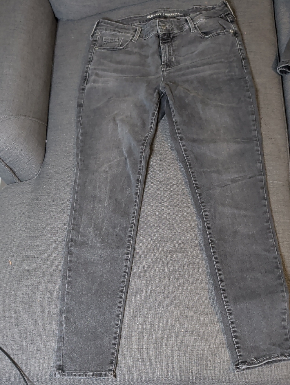 Old Navy Skinny Rockstar. Mid Rise